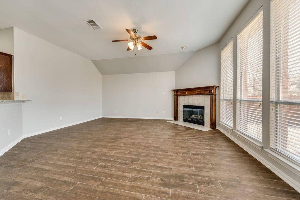 4911 Lakeland Drive, Frisco, TX 75035 4911 Lakeland Drive, Frisco, TX 75035