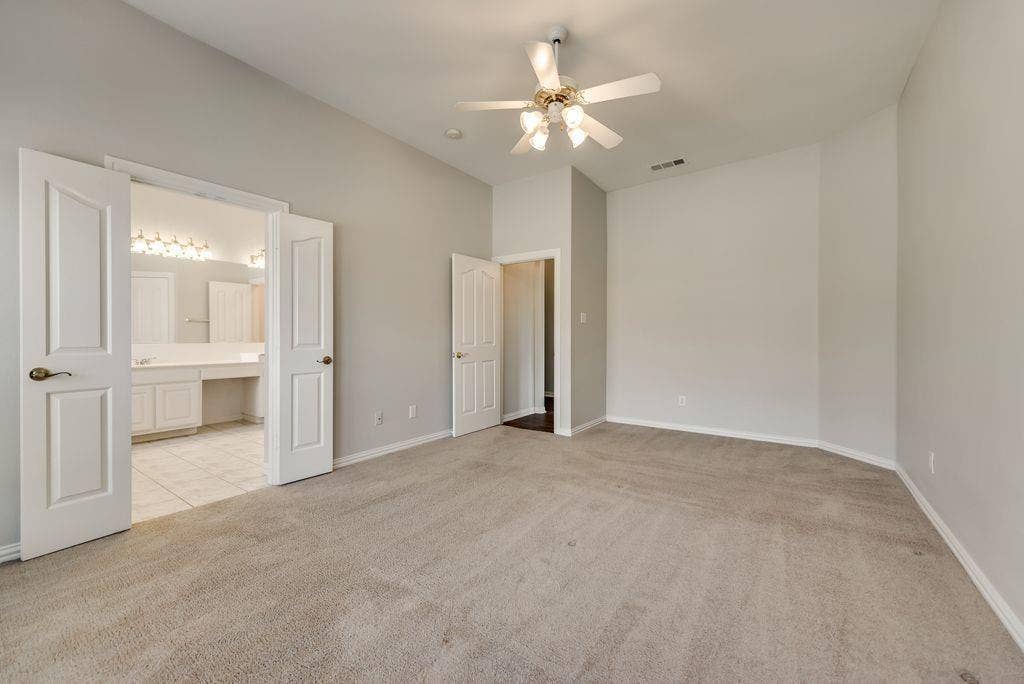 4911 Lakeland Drive, Frisco, TX 75035 4911 Lakeland Drive, Frisco, TX 75035