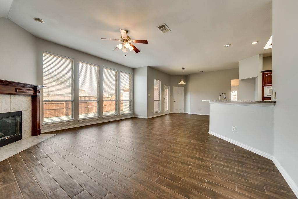 4911 Lakeland Drive, Frisco, TX 75035 4911 Lakeland Drive, Frisco, TX 75035