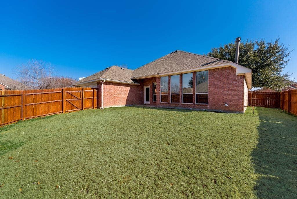 4911 Lakeland Drive, Frisco, TX 75035 4911 Lakeland Drive, Frisco, TX 75035