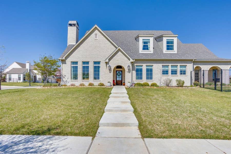 Property photo for 14000 Rozana Street, Fort Worth, TX