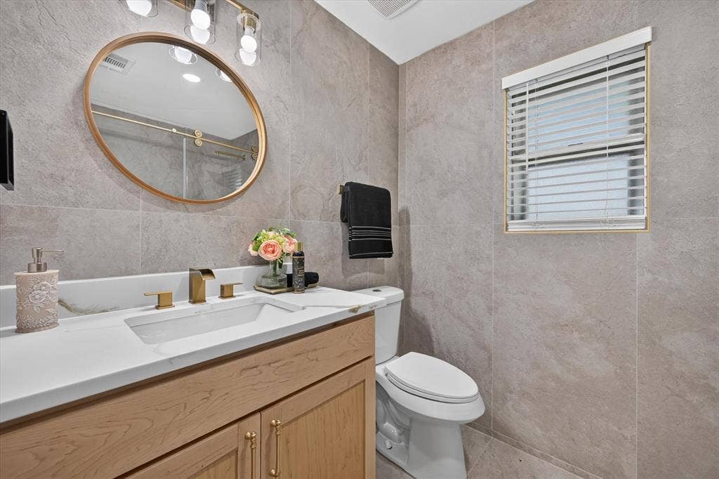 2608 Northcrest Drive, Plano, TX 75075 2608 Northcrest Drive, Plano, TX 75075