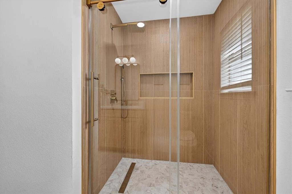 2608 Northcrest Drive, Plano, TX 75075 2608 Northcrest Drive, Plano, TX 75075