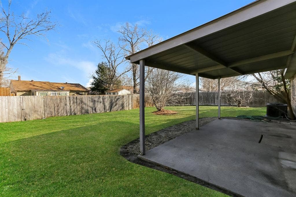 1206 California Trail, Grand Prairie, TX 75052 1206 California Trail, Grand Prairie, TX 75052