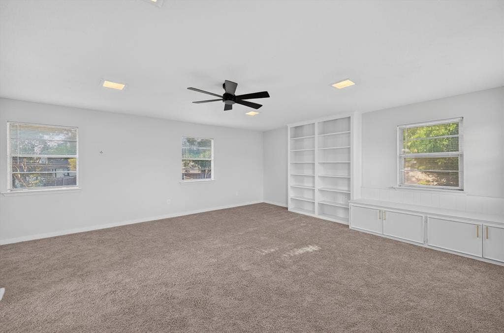 1902 Alamo Drive, Arlington, TX 76012 1902 Alamo Drive, Arlington, TX 76012