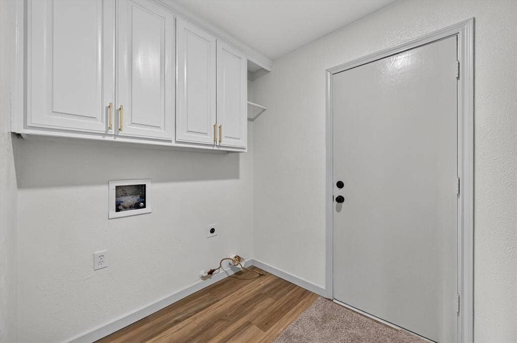 1902 Alamo Drive, Arlington, TX 76012 1902 Alamo Drive, Arlington, TX 76012