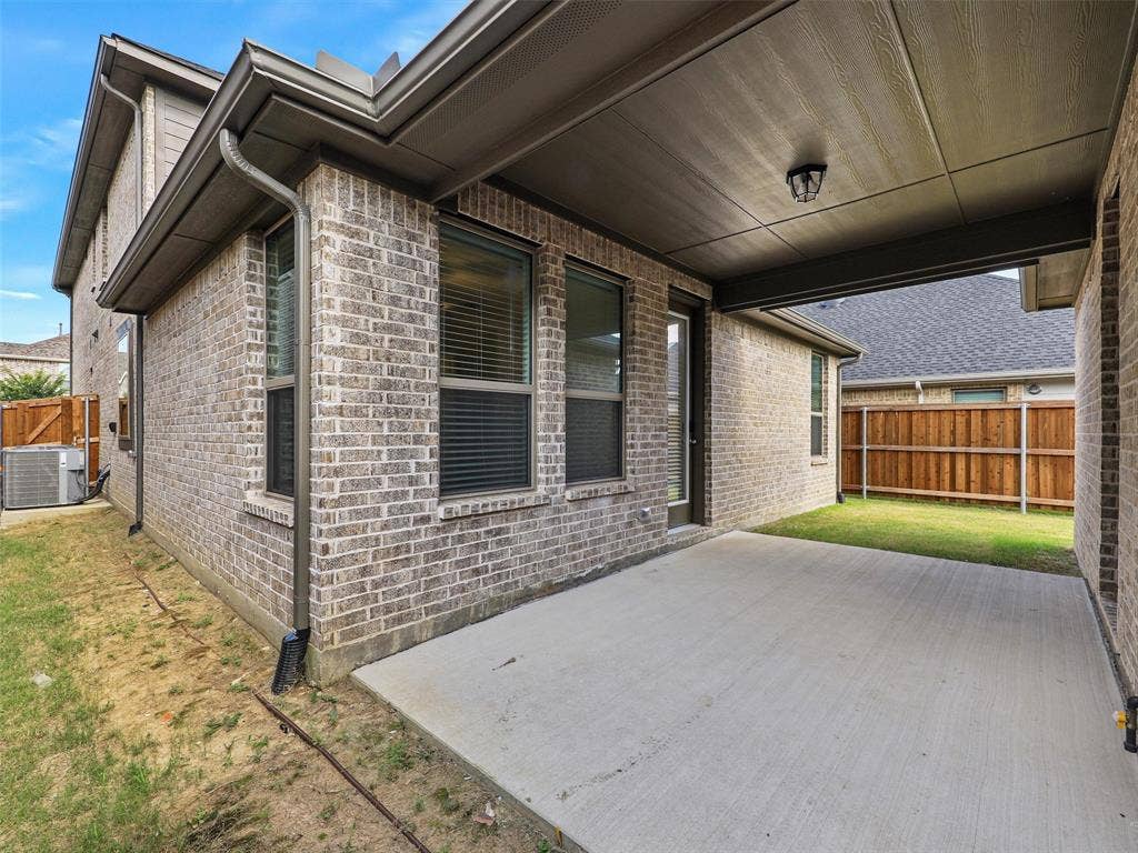 8305 Pine Island Way, McKinney, TX 75071 8305 Pine Island Way, McKinney, TX 75071