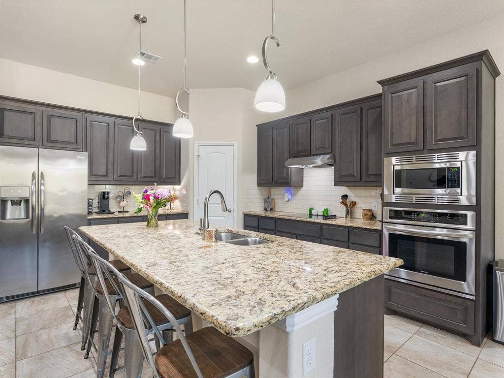 1231 Christie Lane, Terrell, TX 75161 1231 Christie Lane, Terrell, TX 75161