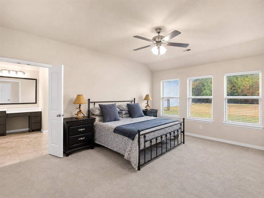 1231 Christie Lane, Terrell, TX 75161 1231 Christie Lane, Terrell, TX 75161
