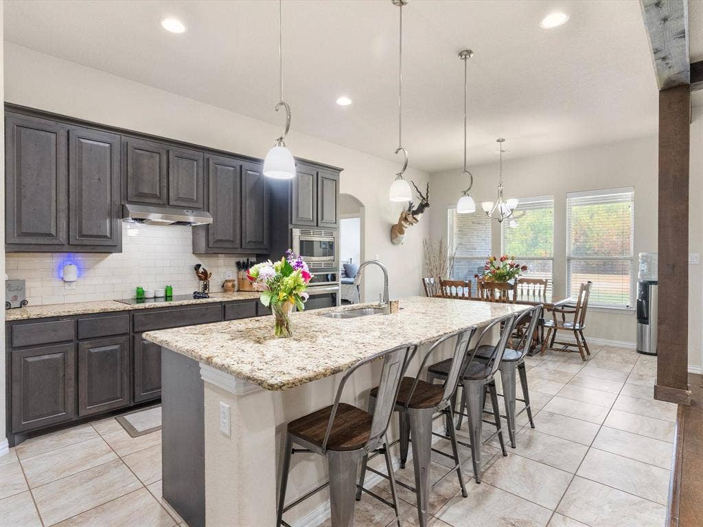 1231 Christie Lane, Terrell, TX 75161 1231 Christie Lane, Terrell, TX 75161