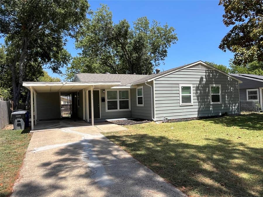 Property photo for 2911 Millmar Drive, Dallas, TX