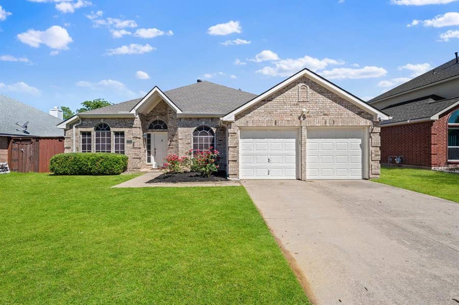 Property photo for 7512 Brookview Drive, Frisco, TX