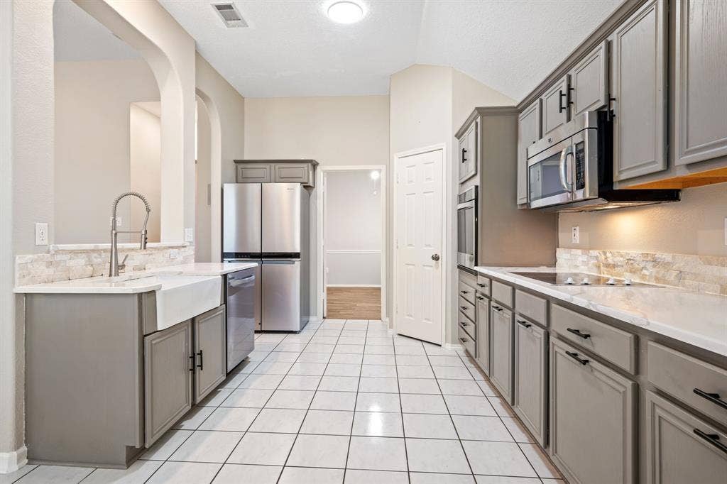 7512 Brookview Drive, Frisco, TX 75034 7512 Brookview Drive, Frisco, TX 75034