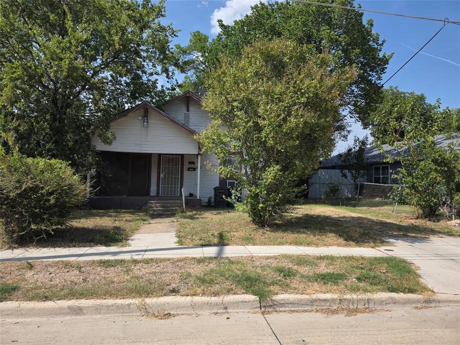 Property photo for 1715 Shaw Street, Dallas, TX