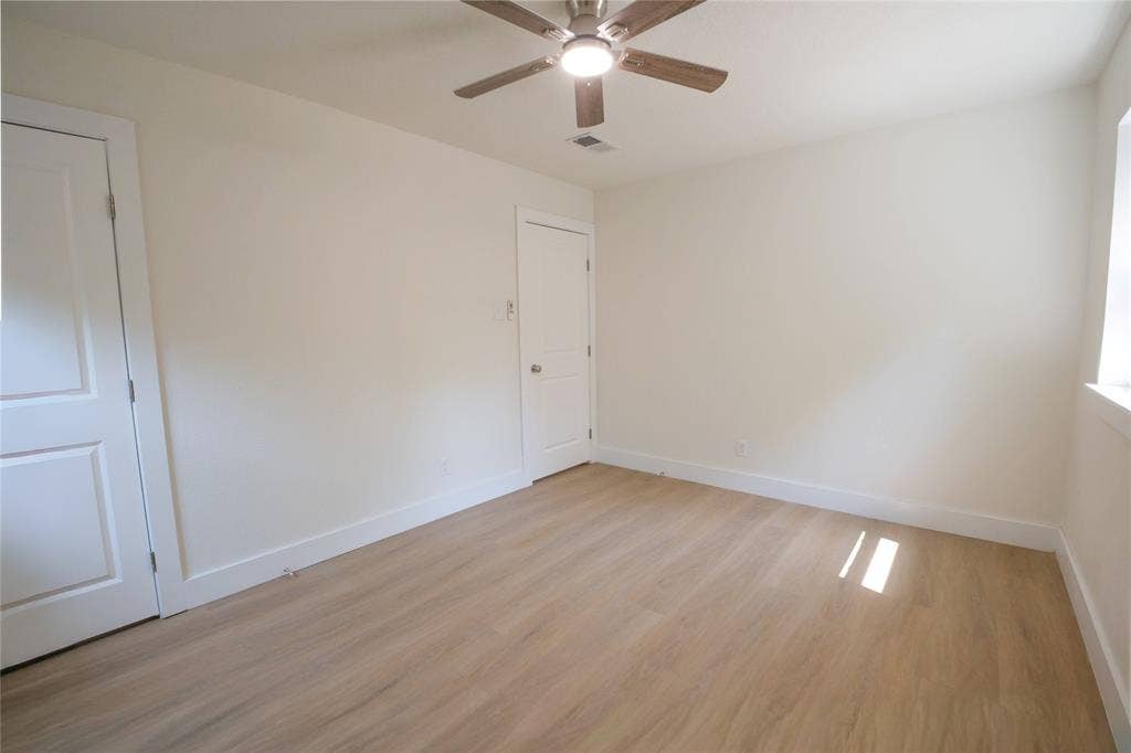 224 Southway Drive, Everman, TX 76140 224 Southway Drive, Everman, TX 76140
