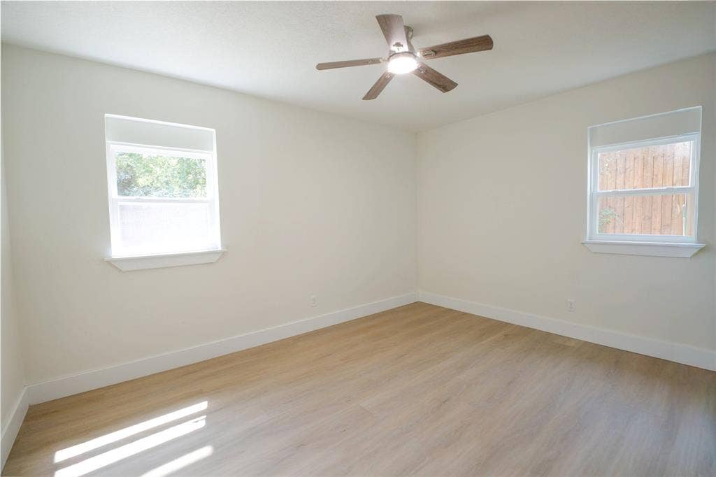 224 Southway Drive, Everman, TX 76140 224 Southway Drive, Everman, TX 76140