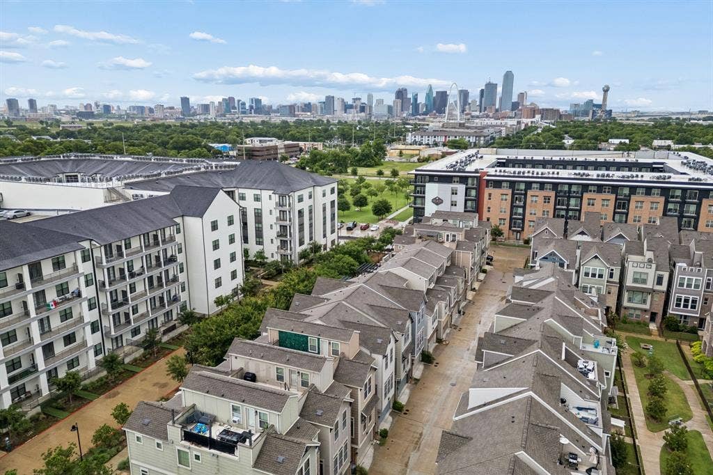 1071 Tea Olive Lane, Dallas, TX 75212 1071 Tea Olive Lane, Dallas, TX 75212