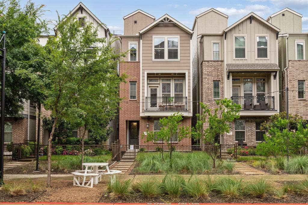 1071 Tea Olive Lane, Dallas, TX 75212 1071 Tea Olive Lane, Dallas, TX 75212