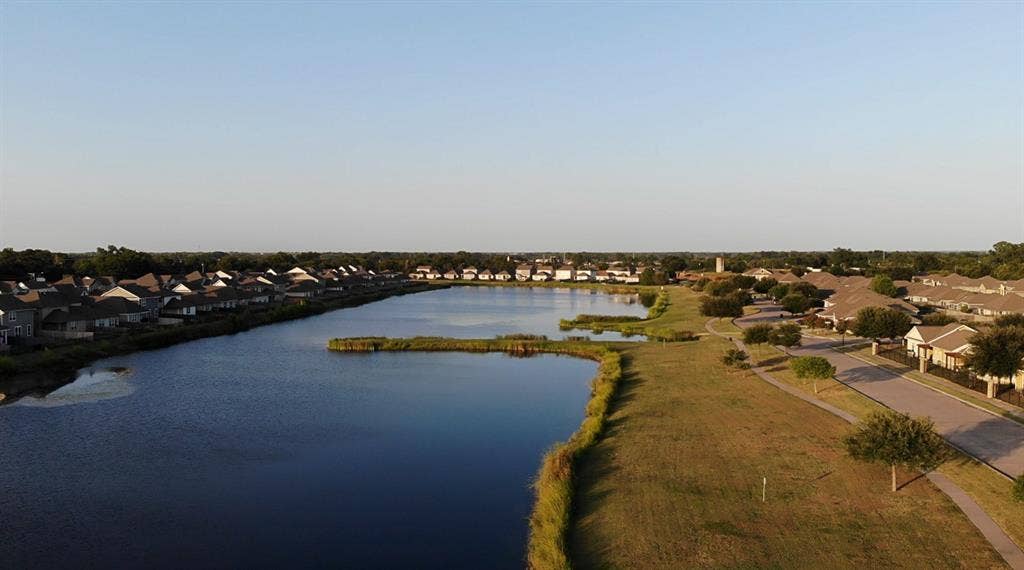 1525 Elise Avenue, Waco, TX 76706 1525 Elise Avenue, Waco, TX 76706