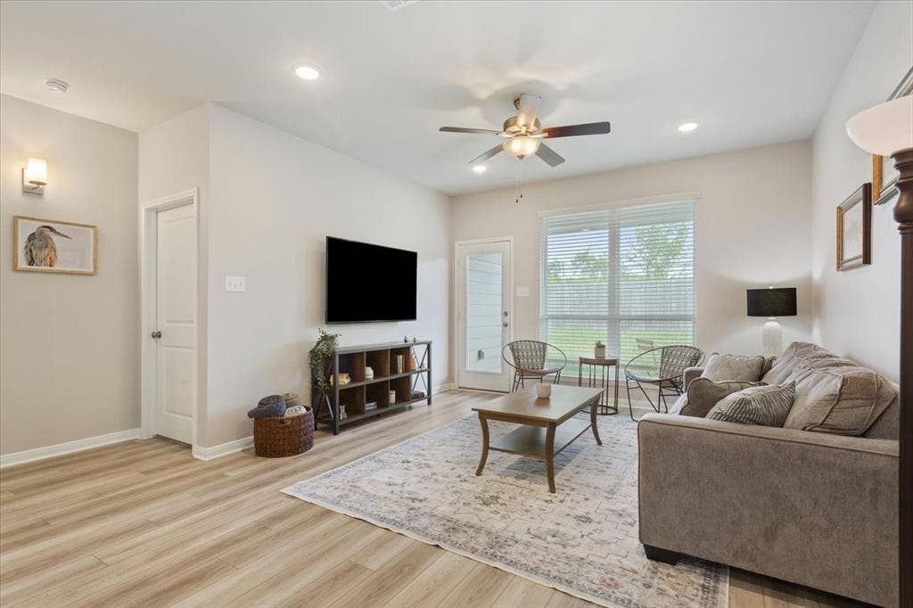 1525 Elise Avenue, Waco, TX 76706 1525 Elise Avenue, Waco, TX 76706
