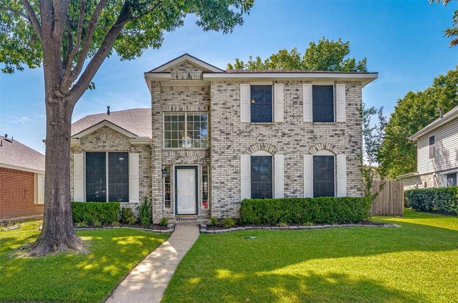 Property photo for 2110 Carnation Court, Garland, TX