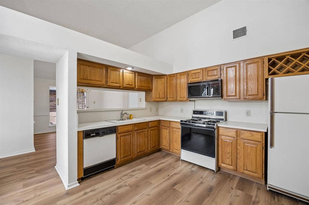 4636 Orwell Drive, Plano, TX 75093 4636 Orwell Drive, Plano, TX 75093