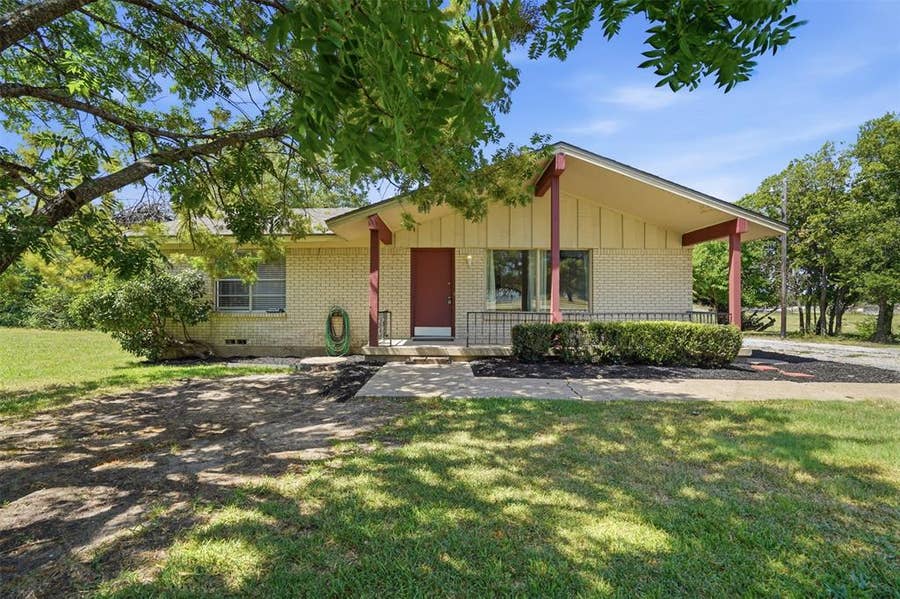 Property photo for 2471 N Fm 740, Heath, TX