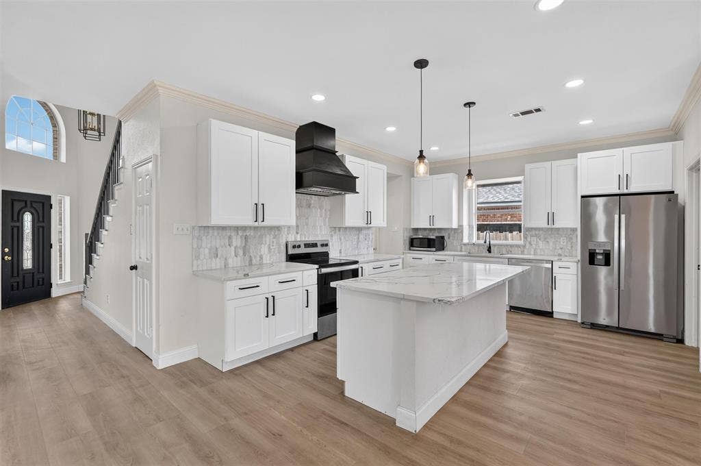 3402 Seabreeze Drive, Rowlett, TX 75088