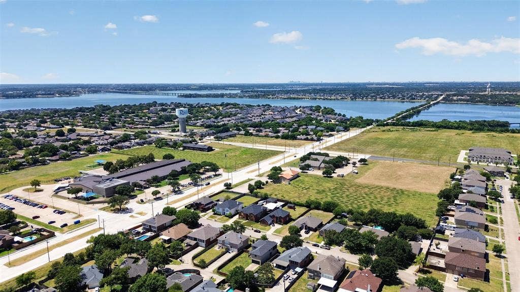 3402 Seabreeze Drive, Rowlett, TX 75088