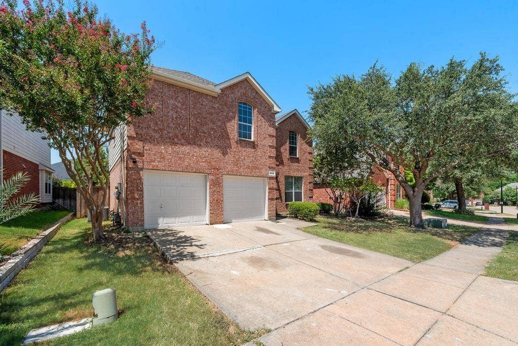 3913 Goose Creek Parkway, Garland, TX 75040 3913 Goose Creek Parkway, Garland, TX 75040