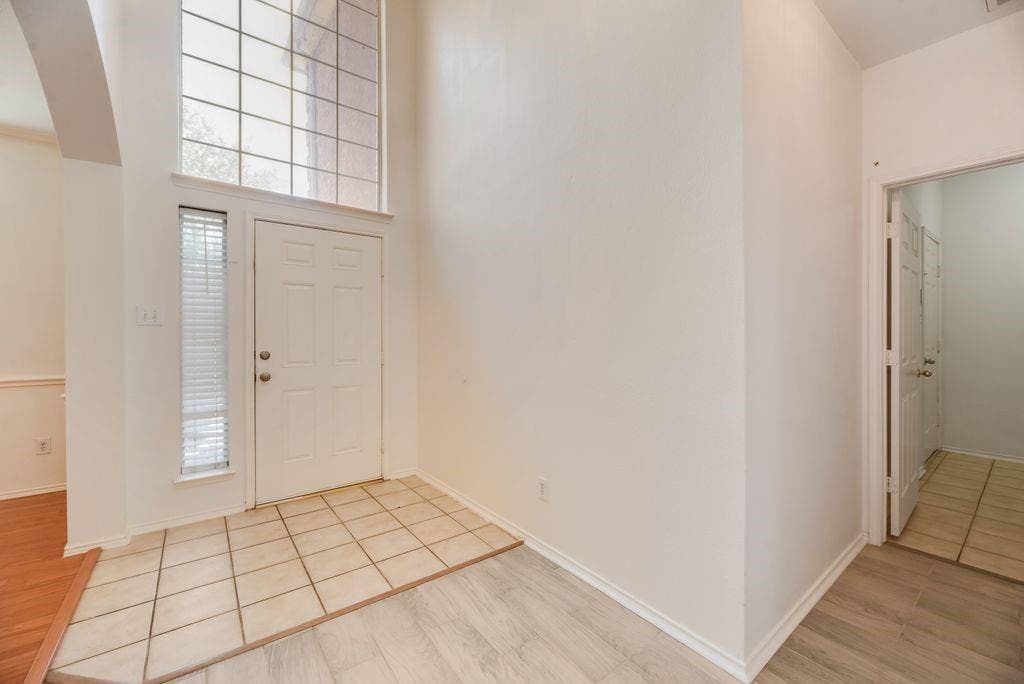 3913 Goose Creek Parkway, Garland, TX 75040 3913 Goose Creek Parkway, Garland, TX 75040