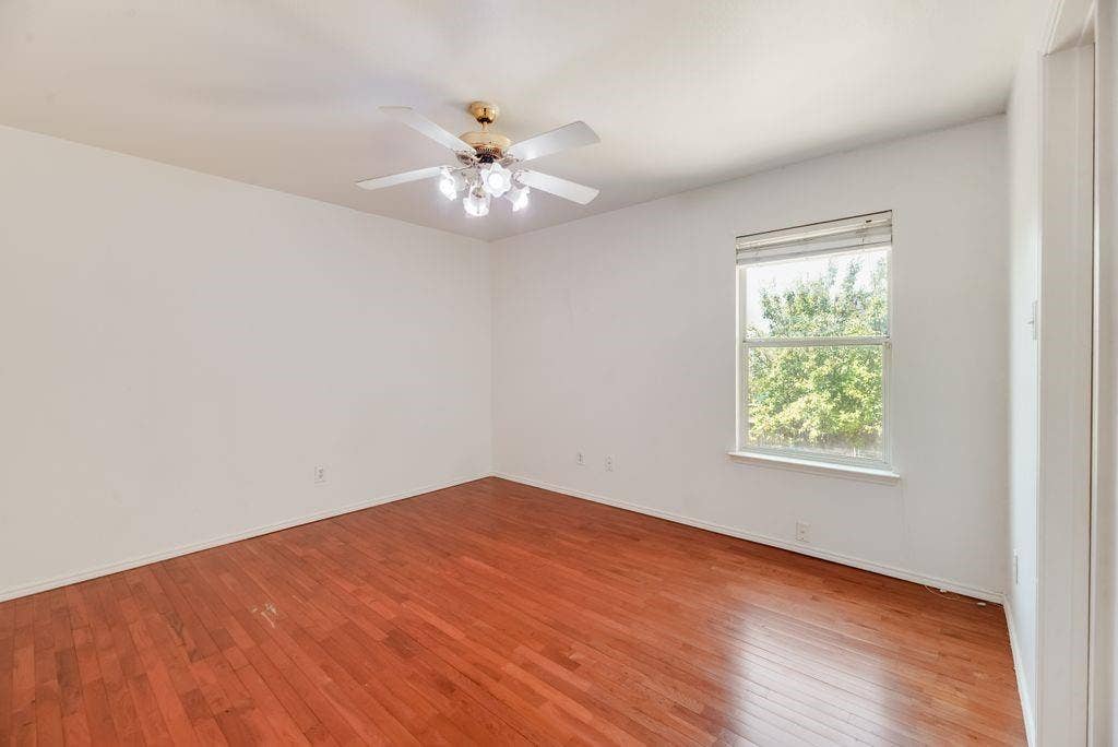 3913 Goose Creek Parkway, Garland, TX 75040 3913 Goose Creek Parkway, Garland, TX 75040