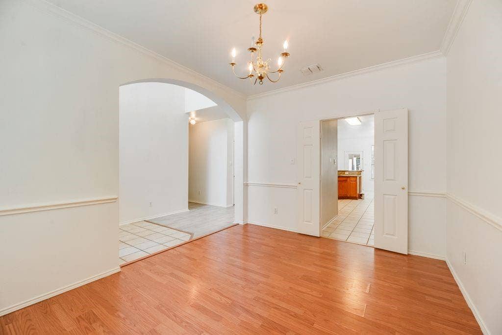 3913 Goose Creek Parkway, Garland, TX 75040 3913 Goose Creek Parkway, Garland, TX 75040