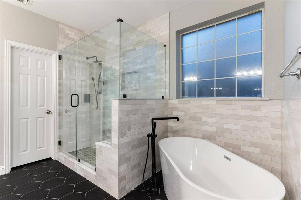 5912 Crestberry Lane, Sachse, TX 75048 5912 Crestberry Lane, Sachse, TX 75048