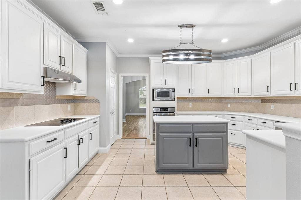5912 Crestberry Lane, Sachse, TX 75048 5912 Crestberry Lane, Sachse, TX 75048