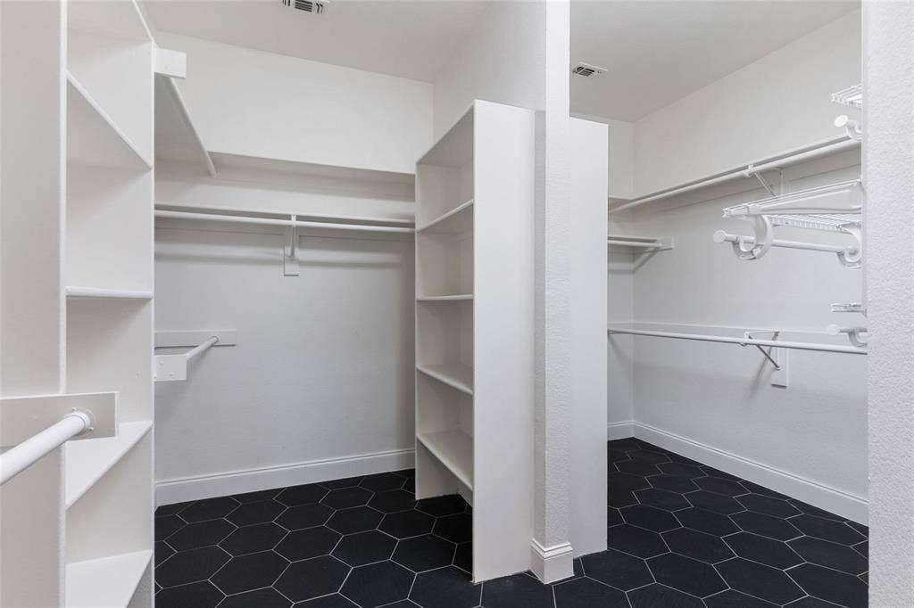 5912 Crestberry Lane, Sachse, TX 75048 5912 Crestberry Lane, Sachse, TX 75048