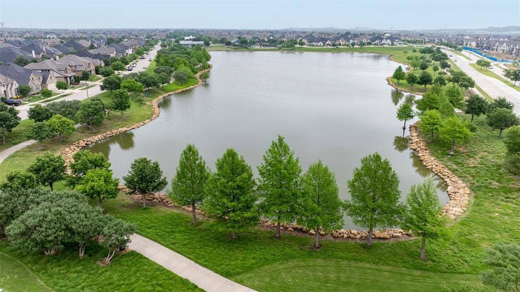 1101 10th Street, Argyle, TX 76226 Harvest lake - great for fishing or walking the path.