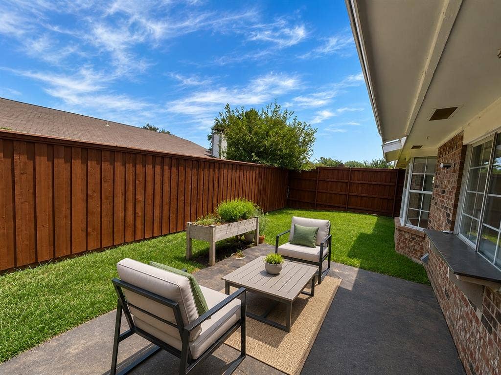 733 Middle Cove Drive, Plano, TX 75023 Virtually staged