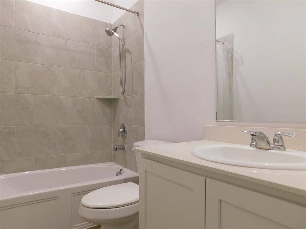 3500 Kingsview Drive, Denton, TX 76207