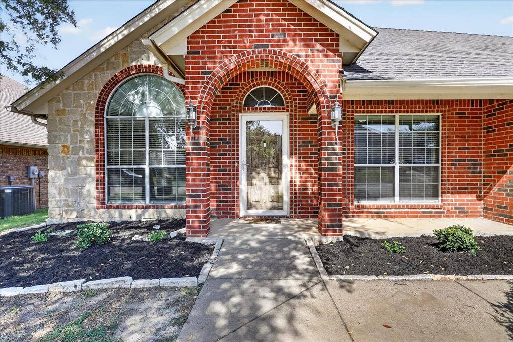6829 Cheatham Drive, Watauga, TX 76148 6829 Cheatham Drive, Watauga, TX 76148
