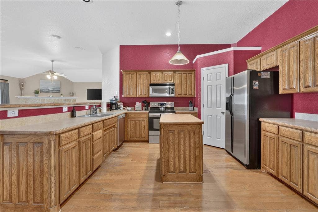 6829 Cheatham Drive, Watauga, TX 76148 6829 Cheatham Drive, Watauga, TX 76148
