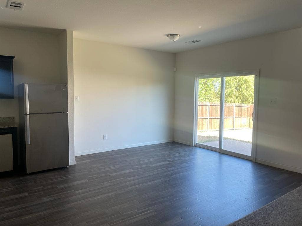 501 Swift Current Drive, Crowley, TX 76036 501 Swift Current Drive, Crowley, TX 76036