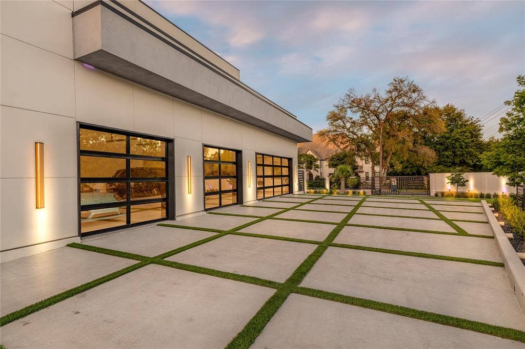 10011 Lennox Lane, Dallas, TX 75229 10011 Lennox Lane, Dallas, TX 75229