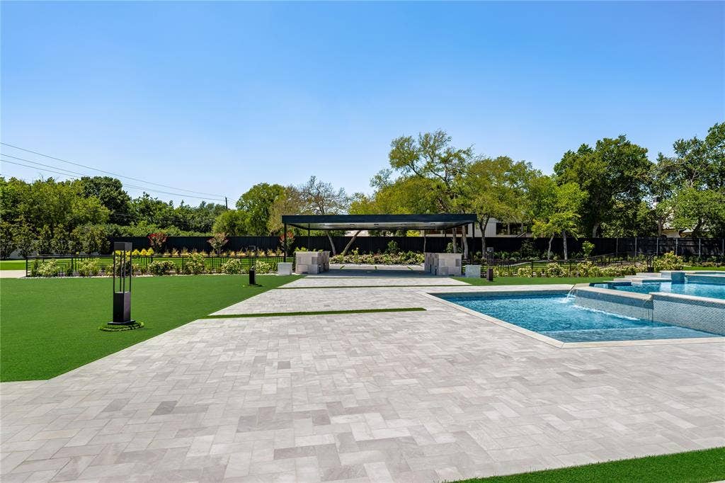10011 Lennox Lane, Dallas, TX 75229 10011 Lennox Lane, Dallas, TX 75229