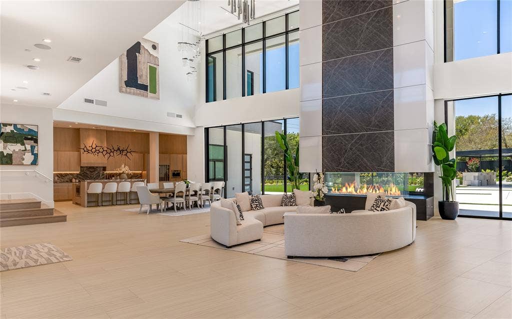 10011 Lennox Lane, Dallas, TX 75229 10011 Lennox Lane, Dallas, TX 75229