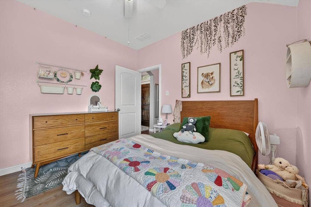 424 Foxcraft Drive, Fort Worth, TX 76131 Vaulted ceiling, ceiling fan, wood-finish flooring, white trim, recessed lighting