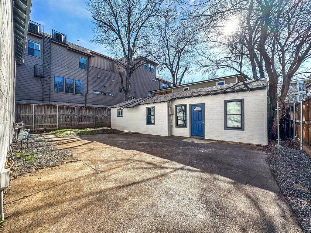 4031 Rawlins Street, Dallas, TX 75219 4031 Rawlins Street, Dallas, TX 75219
