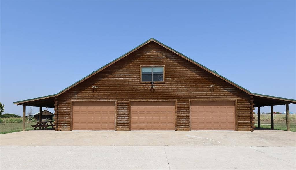 13201 Prairie Sky Lane, Krum, TX 76249 13201 Prairie Sky Lane, Krum, TX 76249