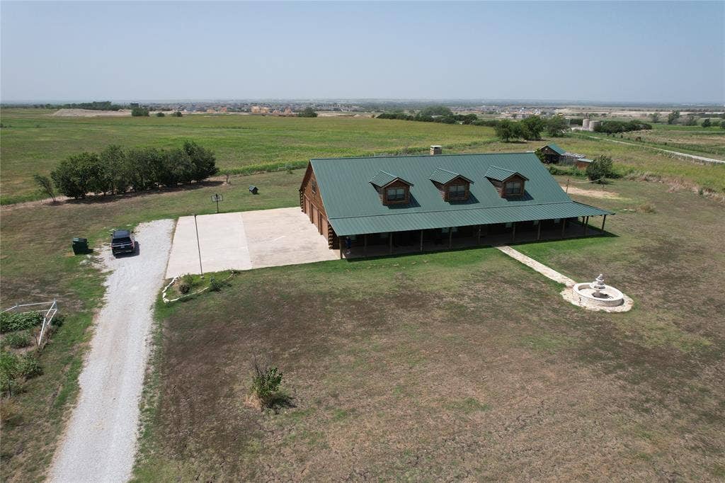 13201 Prairie Sky Lane, Krum, TX 76249 13201 Prairie Sky Lane, Krum, TX 76249