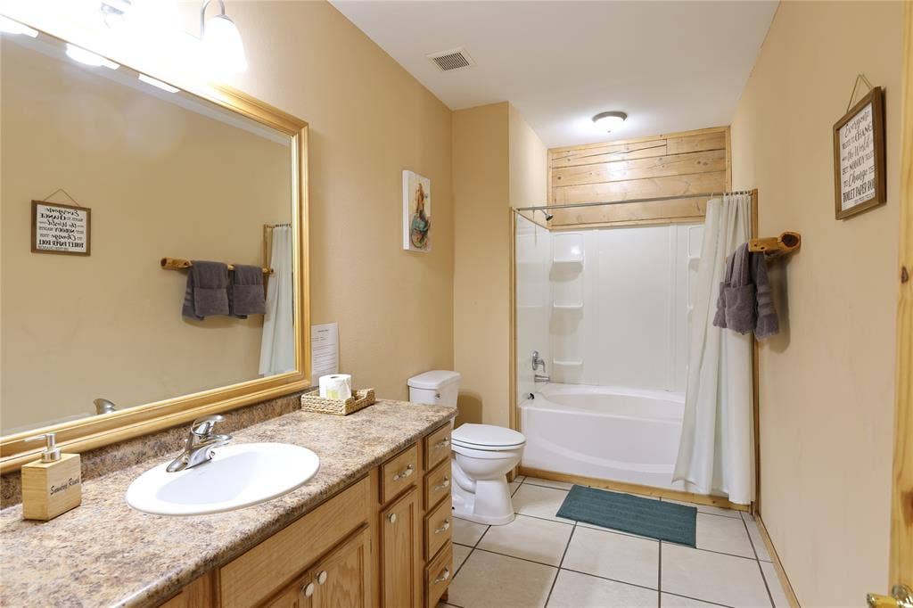 13201 Prairie Sky Lane, Krum, TX 76249 13201 Prairie Sky Lane, Krum, TX 76249
